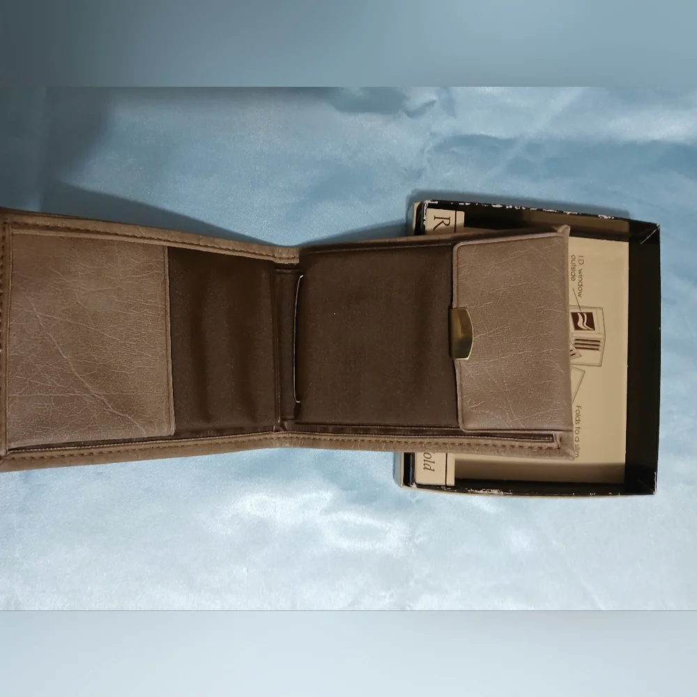 Rolfs Brown Suede Flip Money Clip/Wallet